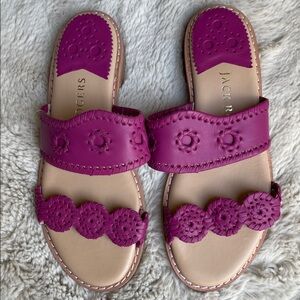 Jack Rogers Caroline Women's Magenta Sandals in orquidea